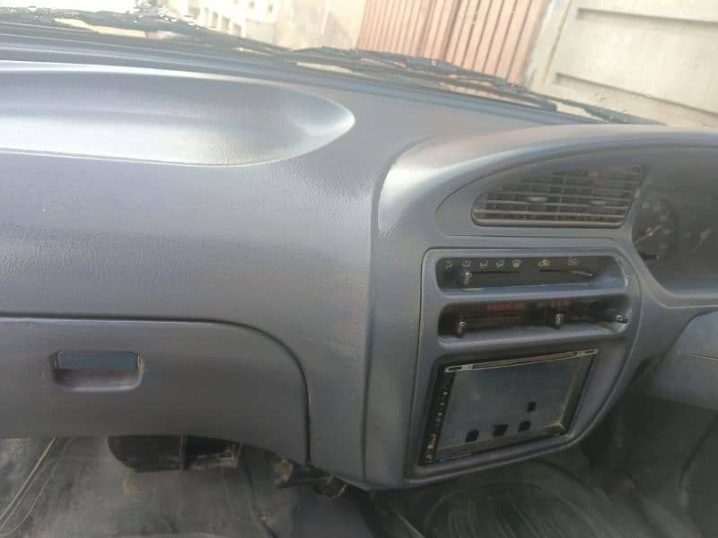 Daihatsu Cuore 2002 14