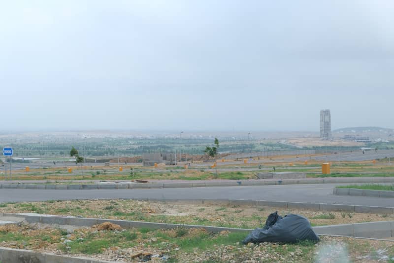 125 Sq Yd Residential Plot for Sale in Precinct 25 Bahria Town Karachi | Allotment Available 1