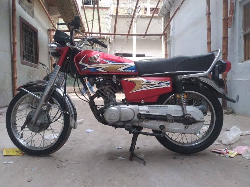 Honda 125cc Red color Karachi number model 2020 0