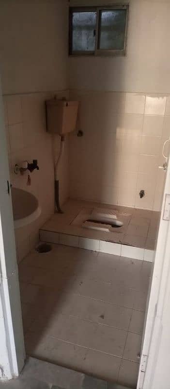 2 Bed lounge flat in block 13 gulistan e jauhar 4