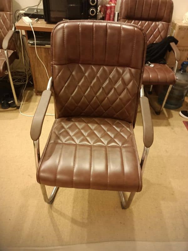 4 chair only 3