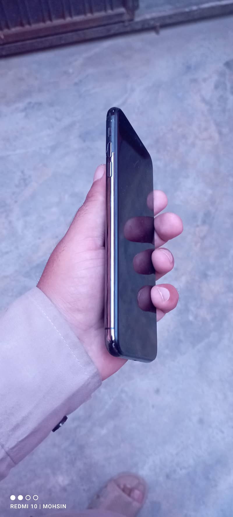 Apple iPhone XS Max 1