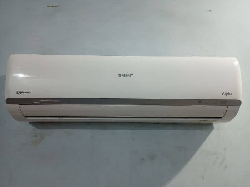 Orient Split AC. non- inverter. . model 2022. condition 10/10 0