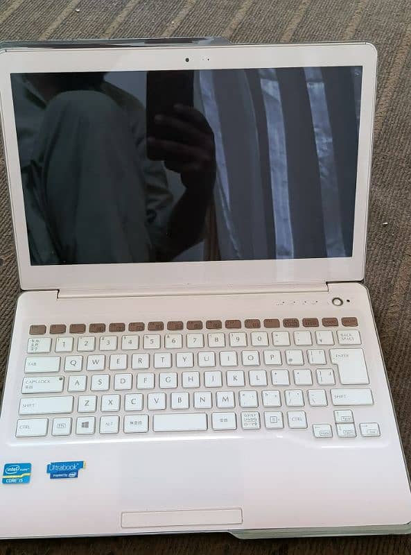 Fujitsu laptop core i5 3rd generation 3