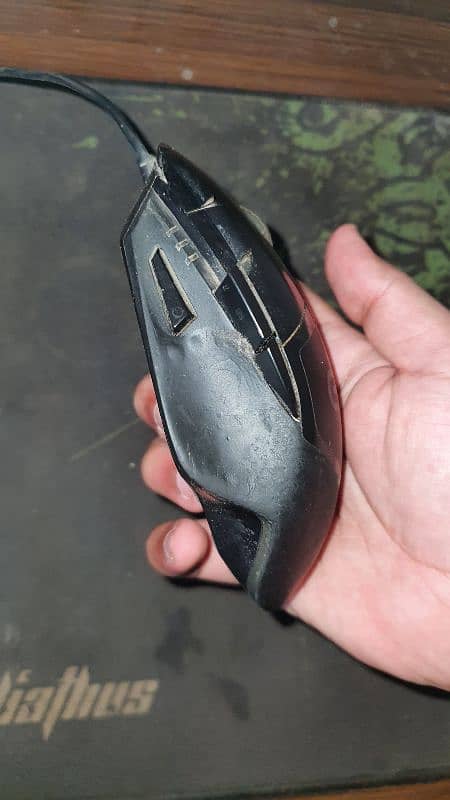 Logitech G402 2
