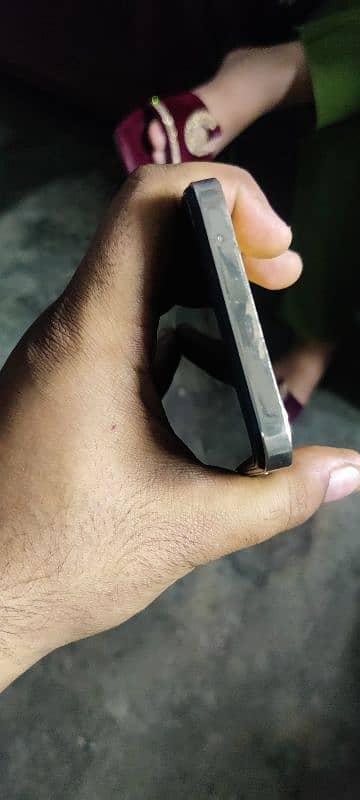 spark X neo 7 ultra:: 6/128 GB condition 10/10 4