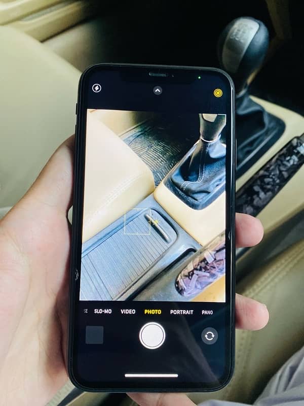 iPhone XR 64GB Black – 10/10 Condition For Sale 5