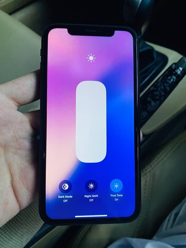 iPhone XR 64GB Black – 10/10 Condition For Sale 6