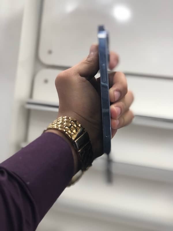 iphone 13 pro max. . jv non active…256gb…85battry htlh 2