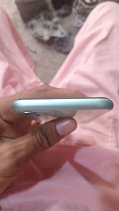 iPhone 11 64 GB JV non PTA Factory Unlocked