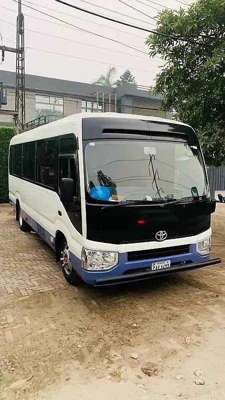 Two Door, v8 , Prado , Fortuner , Audi A6 , hummer, kia, Mercedes, 8