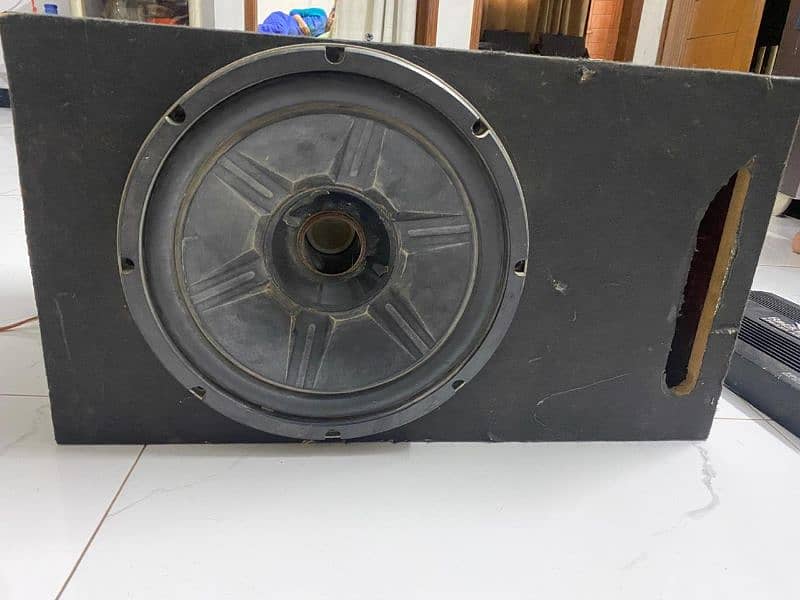 woofer and amplifier 3