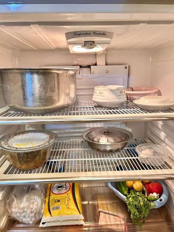 Dawlance Refrigerator Model 91992M – Excellent Working Condition 6