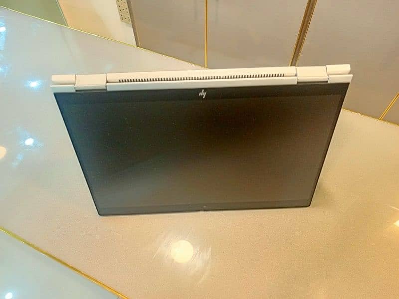 Hp Folio Elite book 1040g6 10