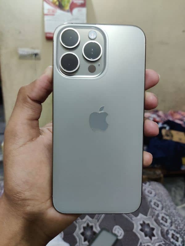 iphone 15PM 256 jv natural titanium 5