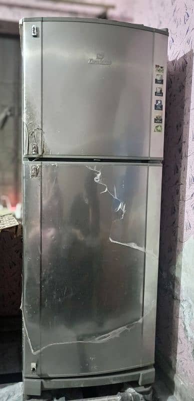 Urgent Sale Dawlance Refrigerator 2 Door 0