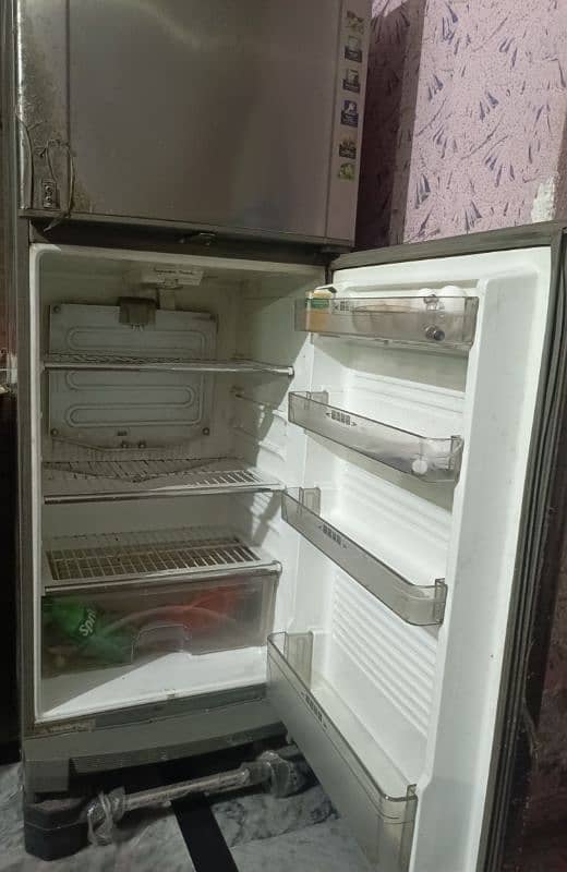 Urgent Sale Dawlance Refrigerator 2 Door 2