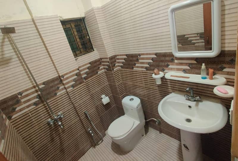 FURNISHED FLAT FOR RENT 6