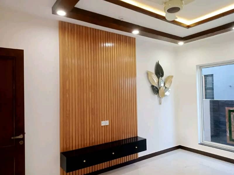 DHA PHASE 6 BLOCK A 1 KANAL FULL HOUSE FOR RENT. 13