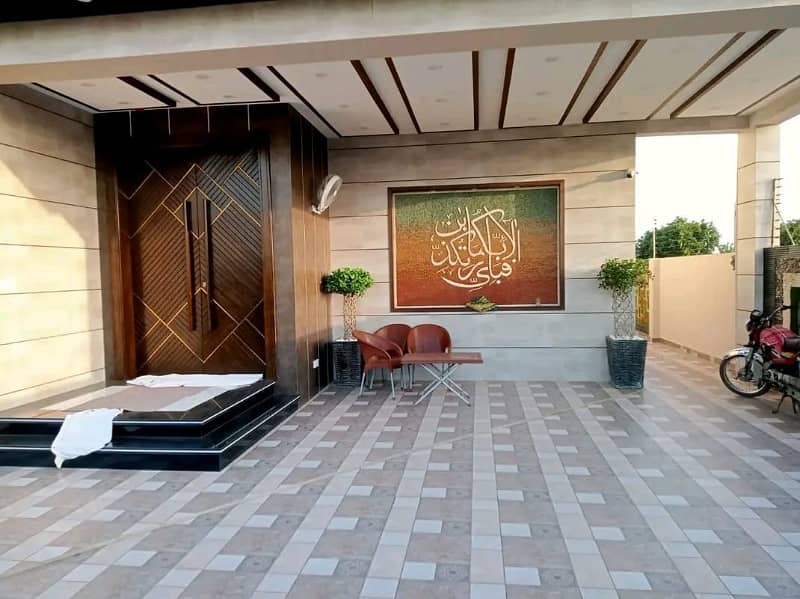 DHA PHASE 6 BLOCK A 1 KANAL FULL HOUSE FOR RENT. 18