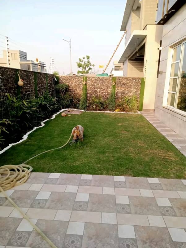 DHA PHASE 6 BLOCK A 1 KANAL FULL HOUSE FOR RENT. 19