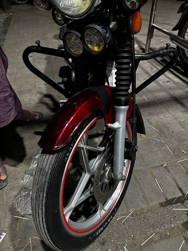 Suzuki GS-150 | Model 2021 | Suzuk in Bikes | Total Genuine 6