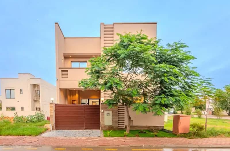 125sq yd Villa For SALE, in Precinct-15 opposite to ALI BLOCK. A-PLUS Construction. 3 Bedrooms, Drawing, Dining, TV Lounge . 10min Drive from Main Gate of Bahria Town Karachi. All aminities nearby 0