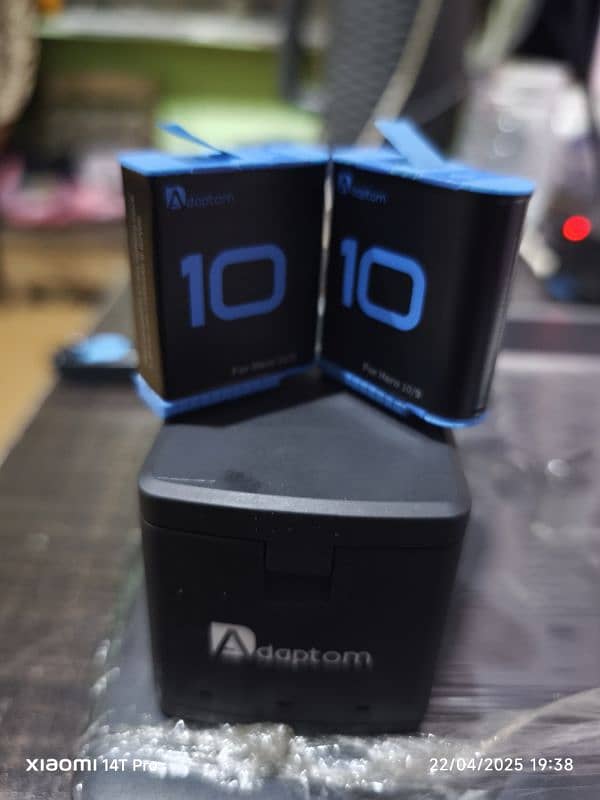 Adaptom GoPro Hero 9 , 10 , 11 New Betteries 0
