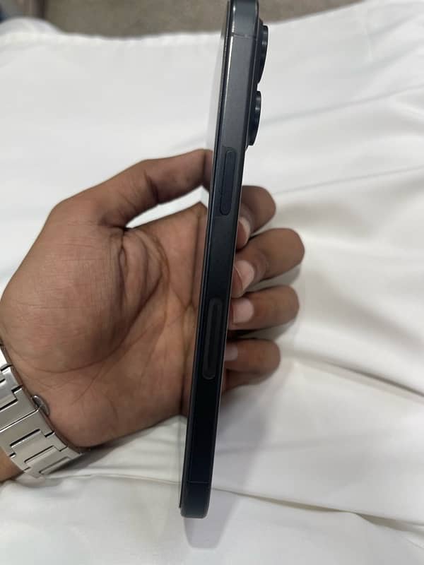 15 Pro Max JV 512GB 5