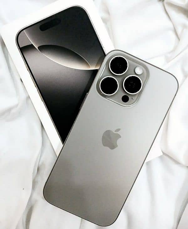 iPhone 16 Pro 0