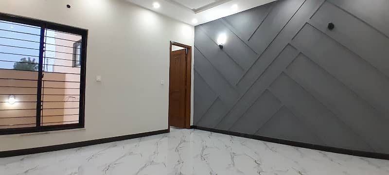 Prime Location 450 Square Feet Flat Is Available For rent 0