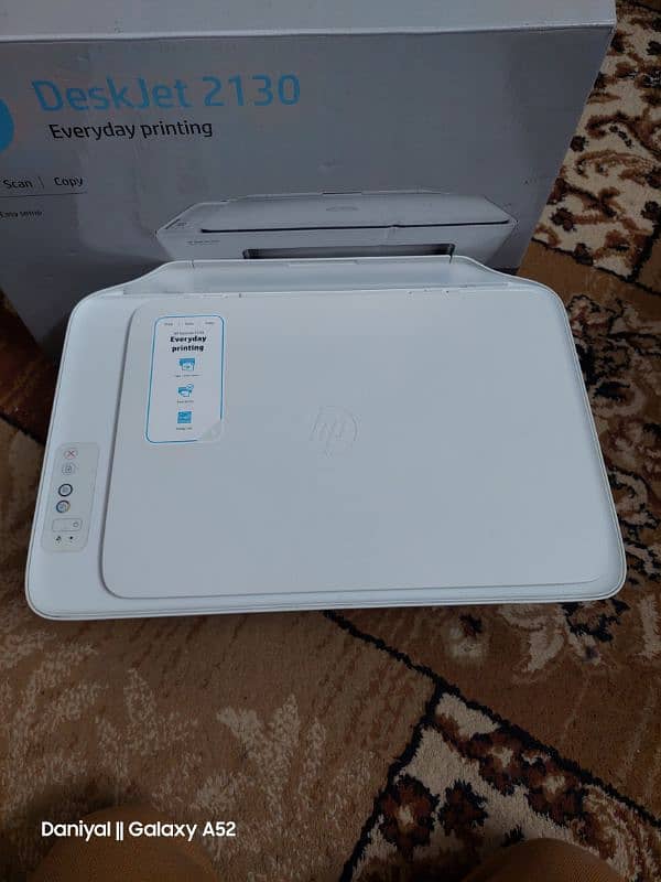 HP DeskJet 2130 New condition printer with box and accessories 4