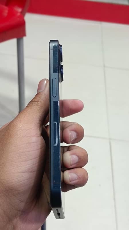 Iphone 13 jv nonpta conatct whtsapp:03458386464 5