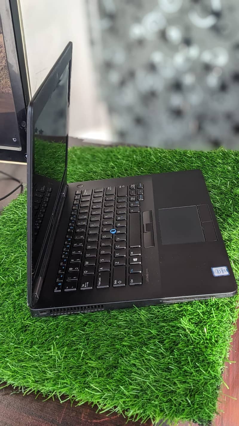 Dell E7470 Latitude 8/256 i5 6th 3