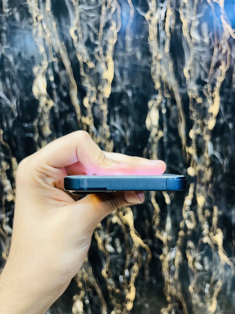 Iphone 13 non pta jv 128gb total gainune water pack battery helth %100 4