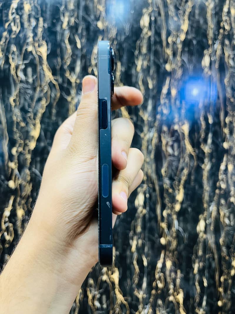 Iphone 13 non pta jv 128gb total gainune water pack battery helth %100 6