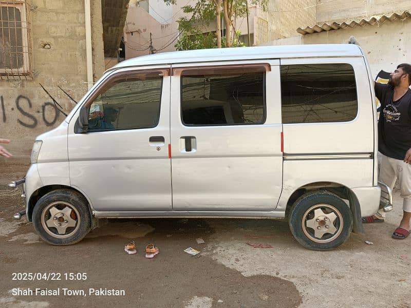 Daihatsu Hijet 2012 3