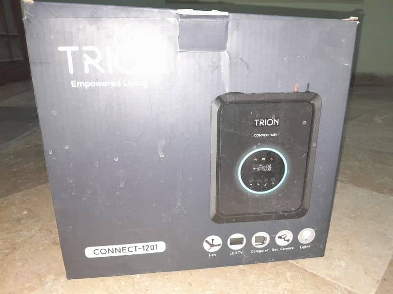 ups with battery 4