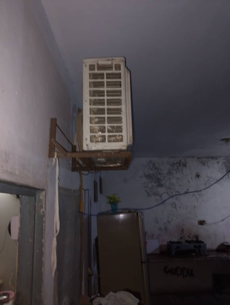 Haier Ac 410 gas ma. . Number. . 03161022347 1