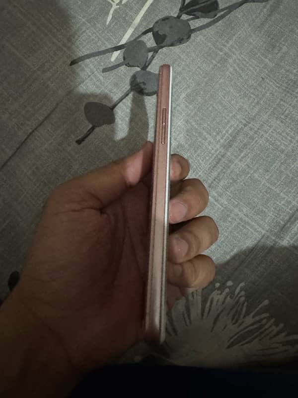 double sim PTA Approved 4GB Ram /64GB internal storage 3