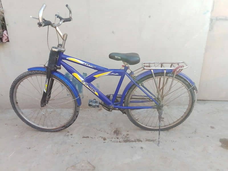 bicycle conditions 9/10 for sale in faisalabad 1