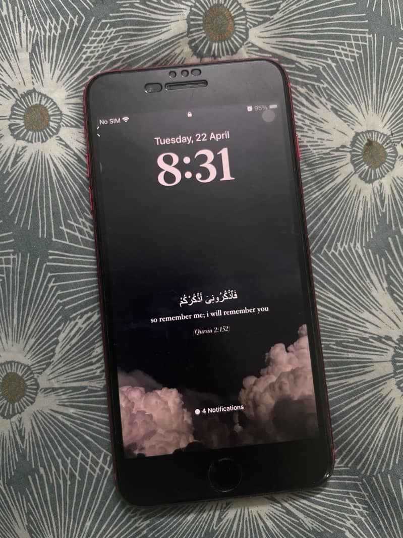 iPhone 8 Plus 1