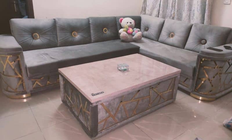 sofa with center table for sale 1