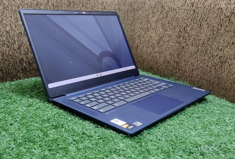 Lenovo Chromebook IP Slim 3 14M868 - 2023 Model | 8-Core | 4/64 2