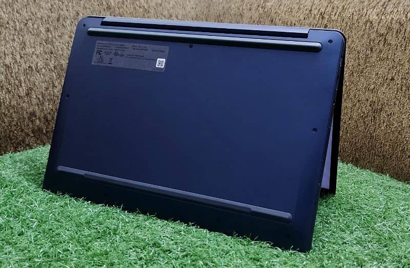 Lenovo Chromebook IP Slim 3 14M868 - 2023 Model | 8-Core | 4/64 6
