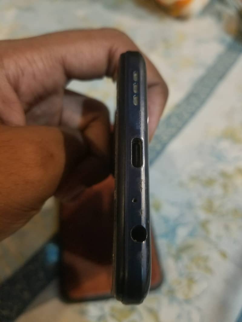 Tecno Camon 18T 3