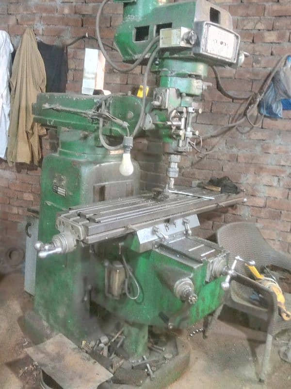 Milling Machine Universal 3 no ha 1