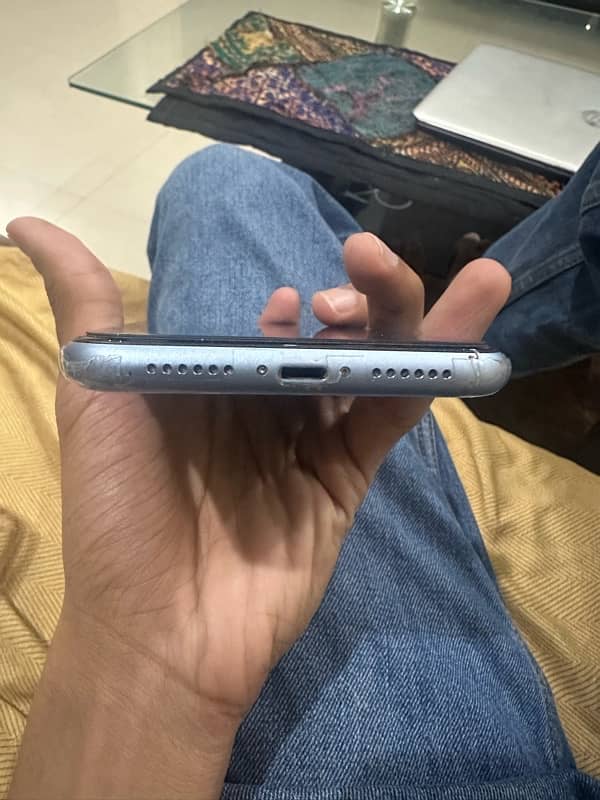 iPhone XR 2