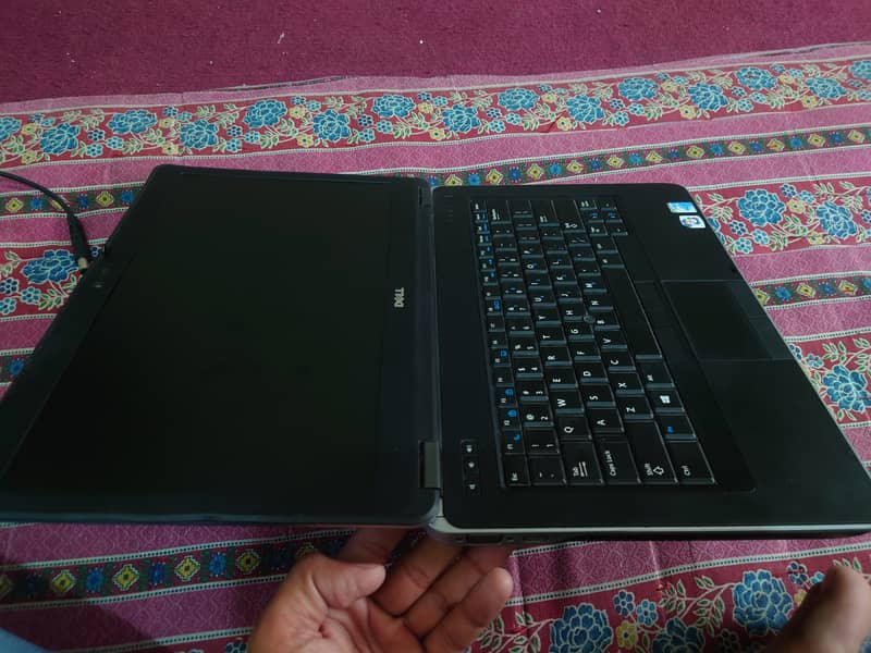 Dell Latitude e6440 | i7 4th Gen M CPU 3.00 GHz | 8 RAM / 500 GB HDD 10