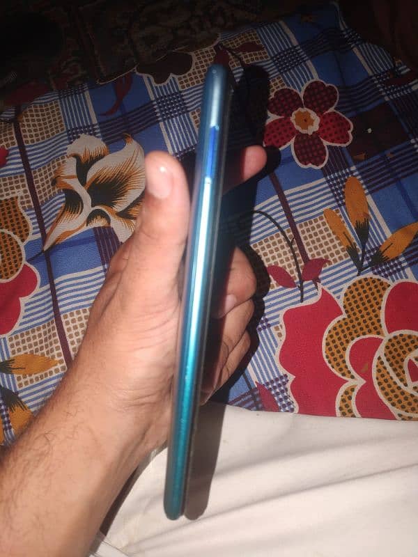 Tecno Camon 5 pro 4